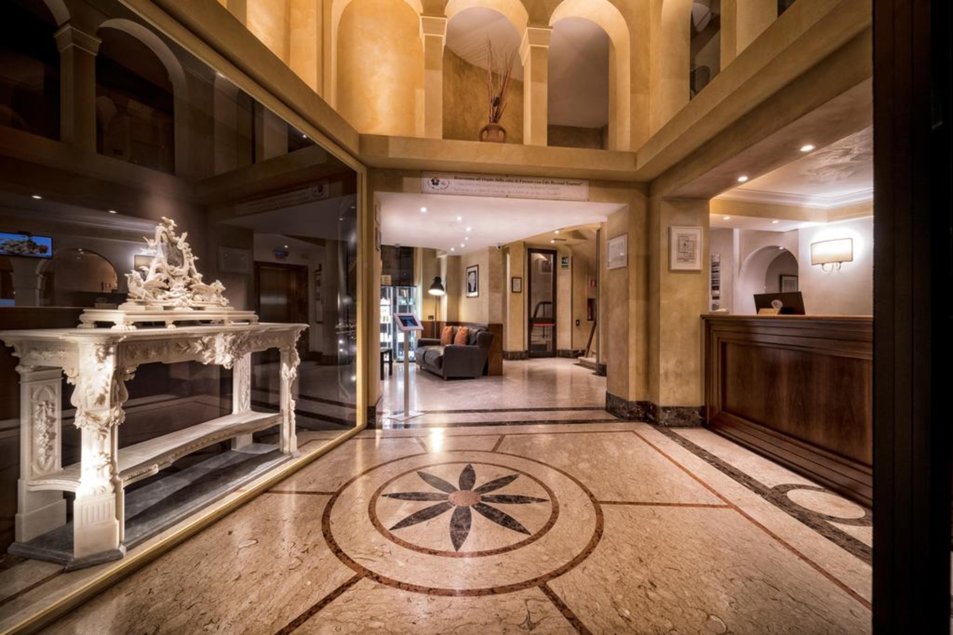 B&B Hotel Firenze Pitti Palace Al Ponte Vecchio Exterior foto