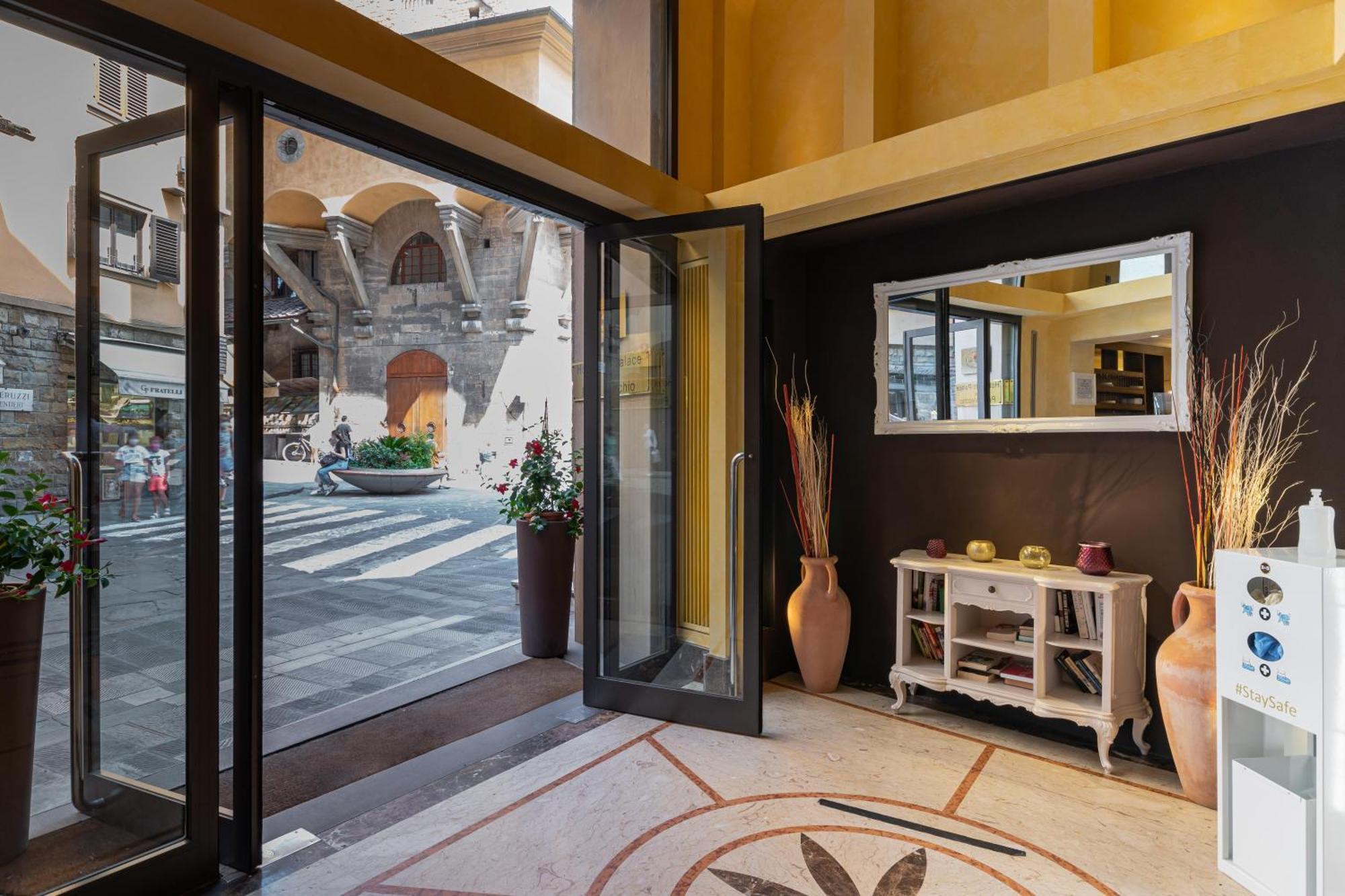 B&B Hotel Firenze Pitti Palace Al Ponte Vecchio Exterior foto